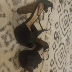 Jessica Simpson platform black heels